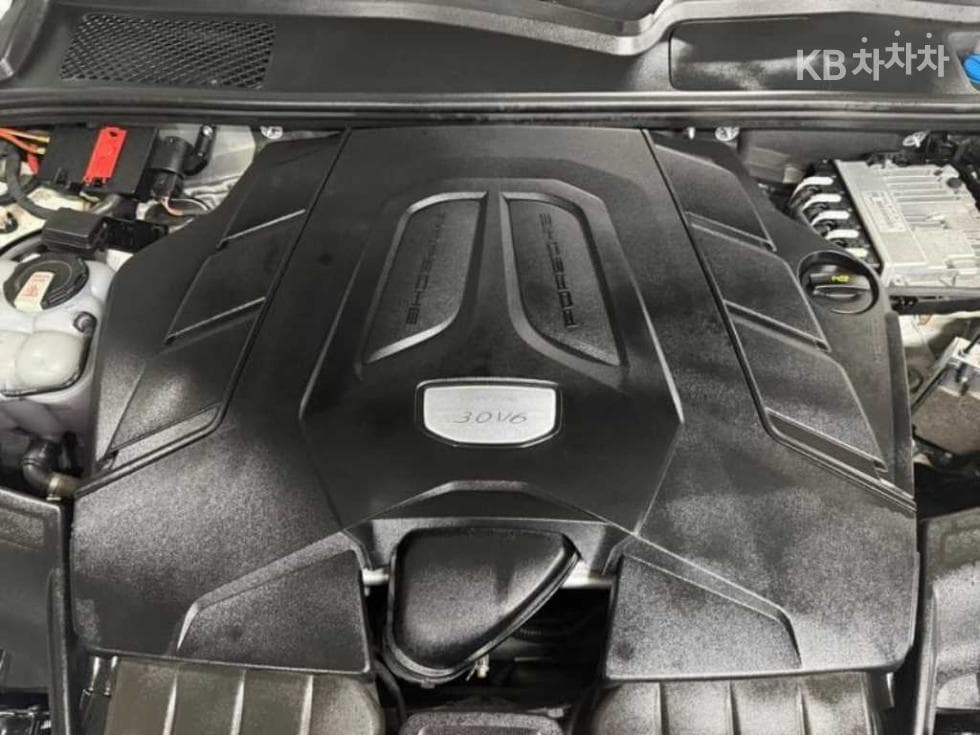 Porsche Cayenne(9Y0)3.0 Coupe Standard - 19