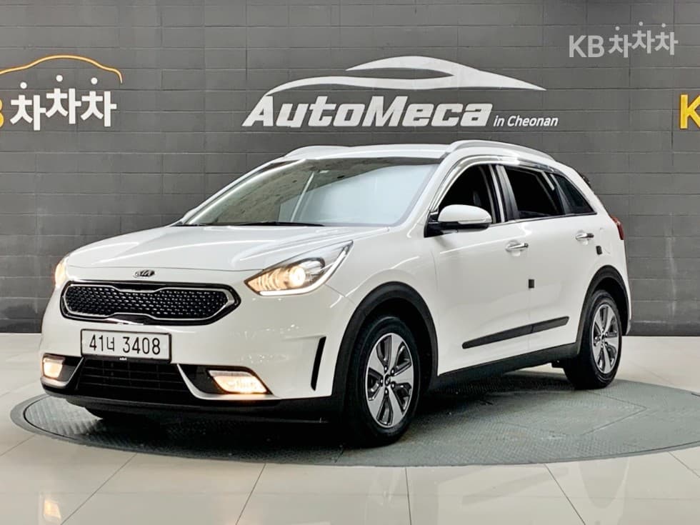 Kia Niro 1.6 PHEV Prestige - Image 1
