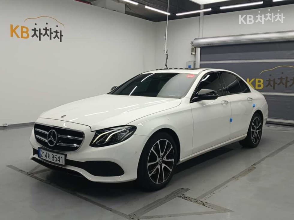 Mercedes-Benz E-Клас (W213) E250 Avantgarde - Image 1