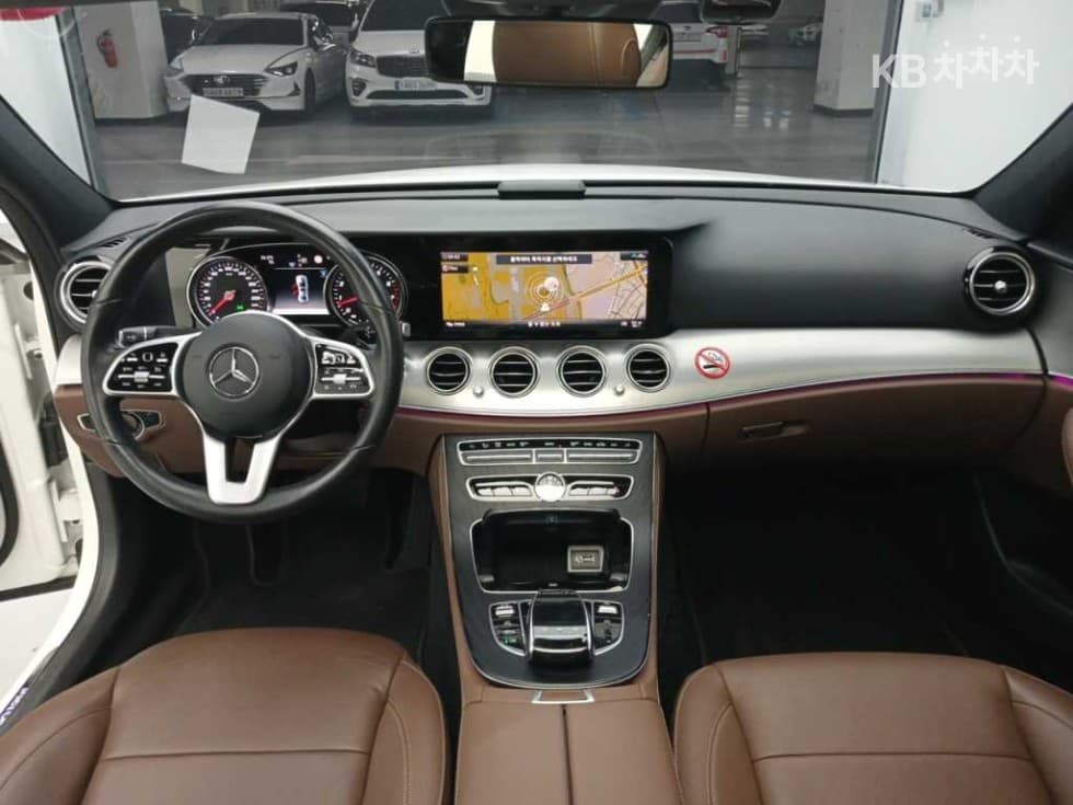 Mercedes-Benz E-Клас (W213)E250 Avantgarde - 7