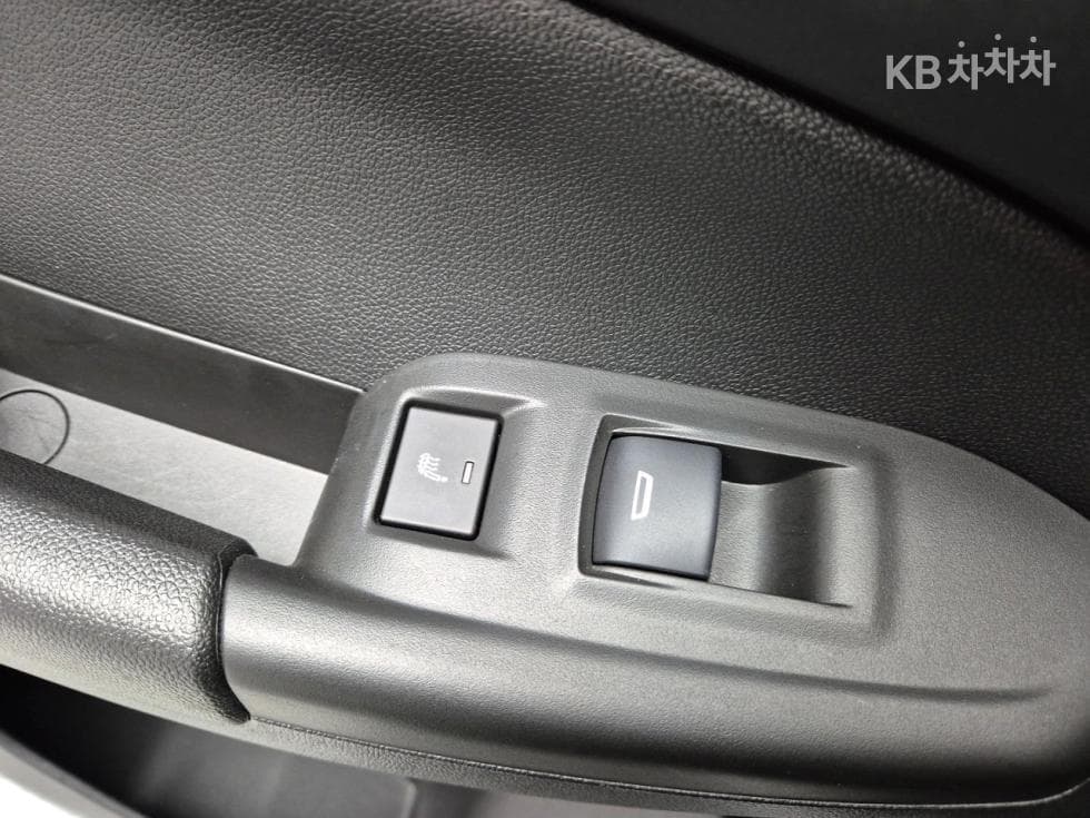 GM Korea Trailblazer1.35 Gasoline 2WD RS - 19