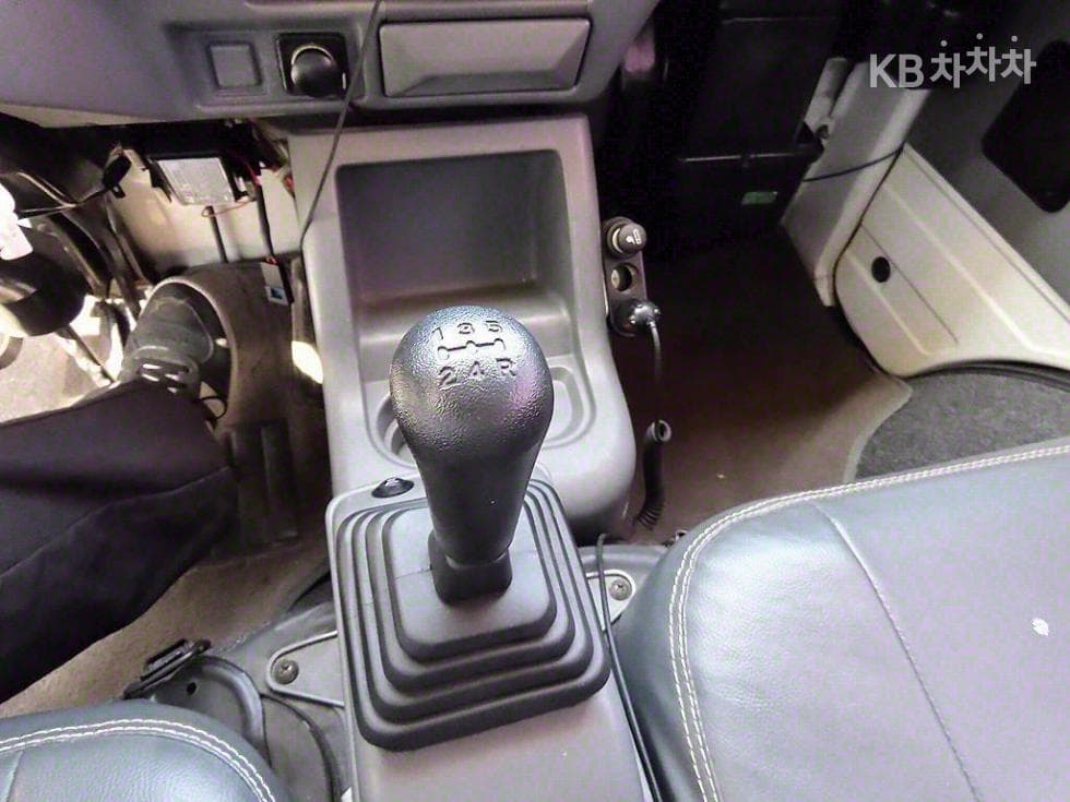 Hyundai Porter 2Camper / Camping car - 11