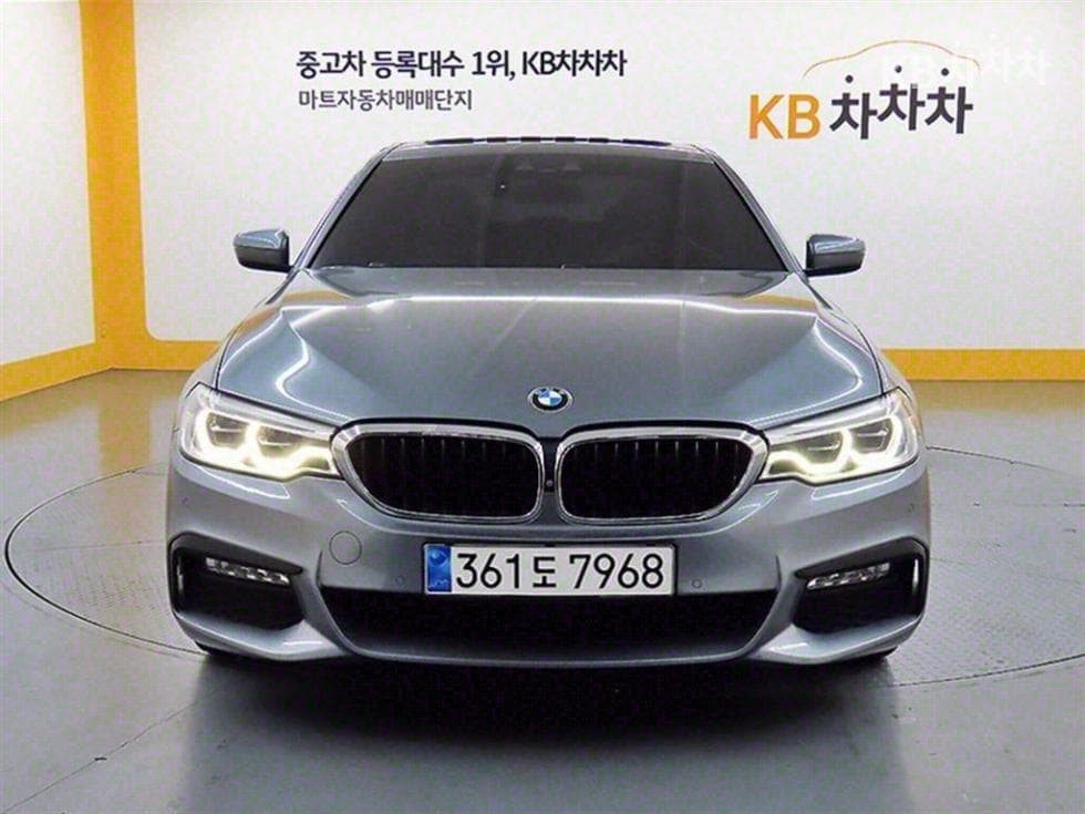 BMW 올New5 Series (G30) 530i xDrive M Sport Plus - Image 1