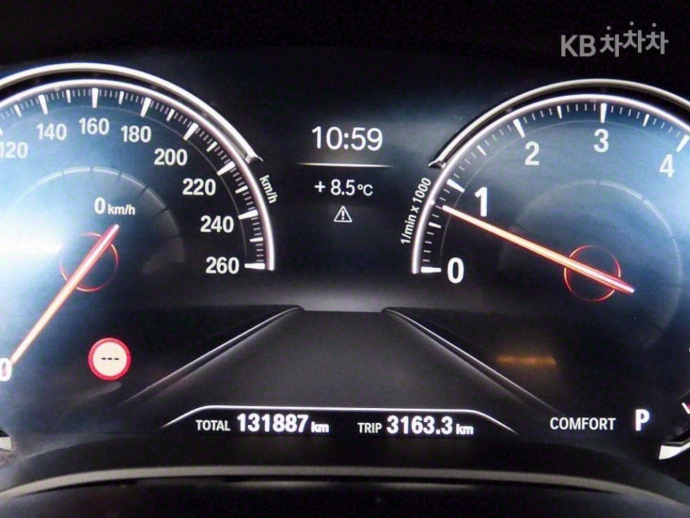 BMW 올New5 Series (G30)530i xDrive M Sport Plus - 8