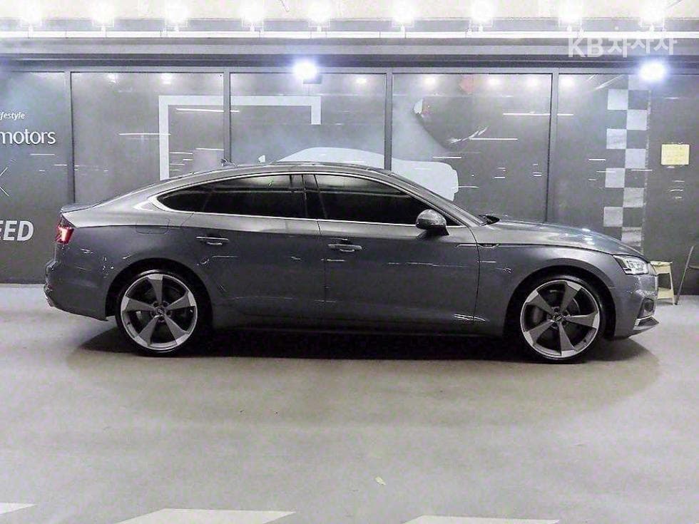 Audi A5(8W6)45 TFSI Quattro Sportback Standard - 3