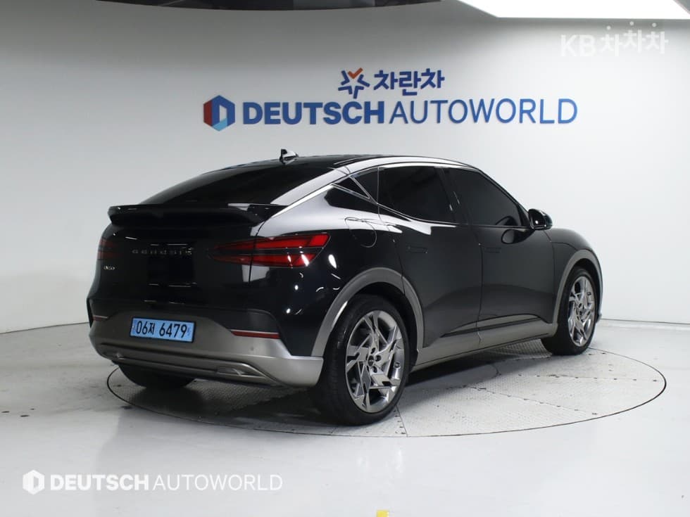 Genesis GV60 Performance AWD Base - 2