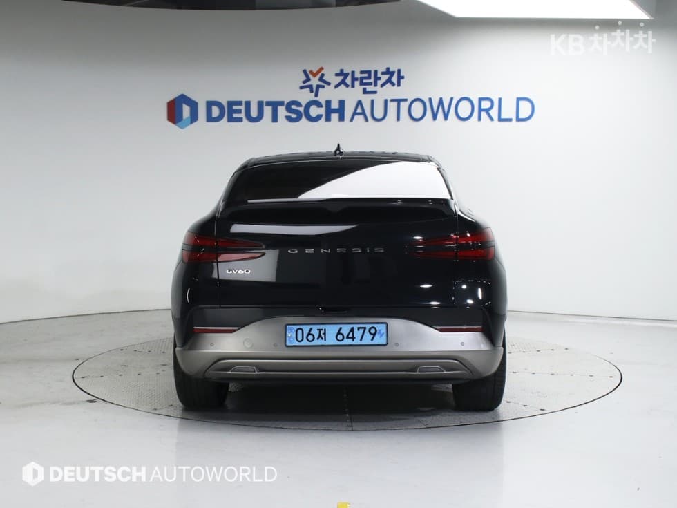 Genesis GV60 Performance AWD Base - 4