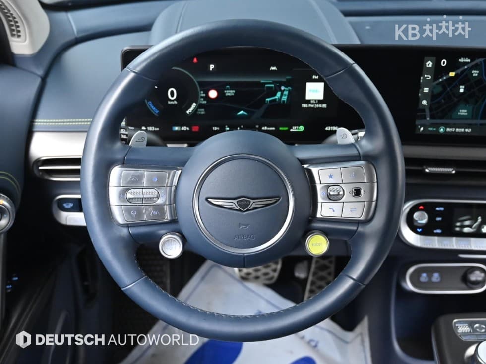 Genesis GV60 Performance AWD Base - 13