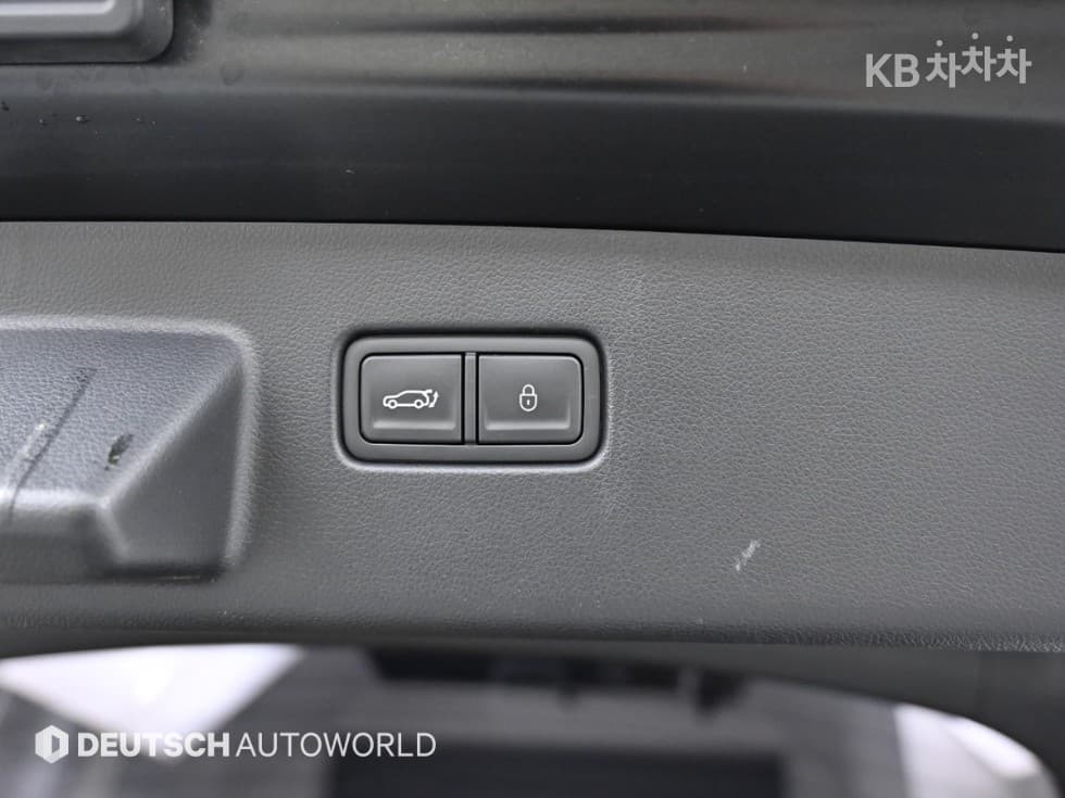 Genesis GV60 Performance AWD Base - 20