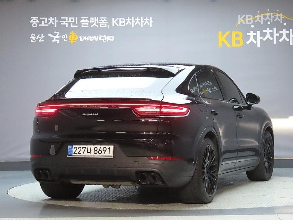 Porsche Cayenne(9Y0)3.0 Coupe Standard - 2