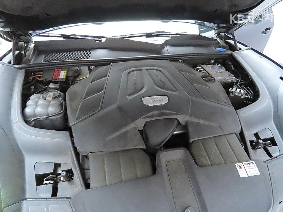 Porsche Cayenne(9Y0)3.0 Coupe Standard - 7