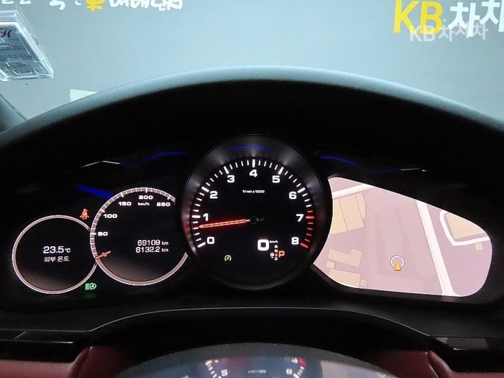 Porsche Cayenne(9Y0)3.0 Coupe Standard - 8
