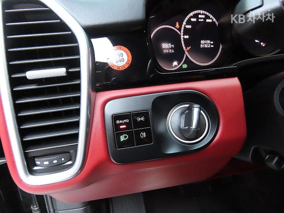 Porsche Cayenne(9Y0)3.0 Coupe Standard - 12