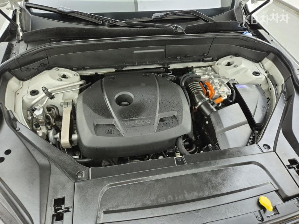 Volvo All New XC90PHEV T8 Standard - 6