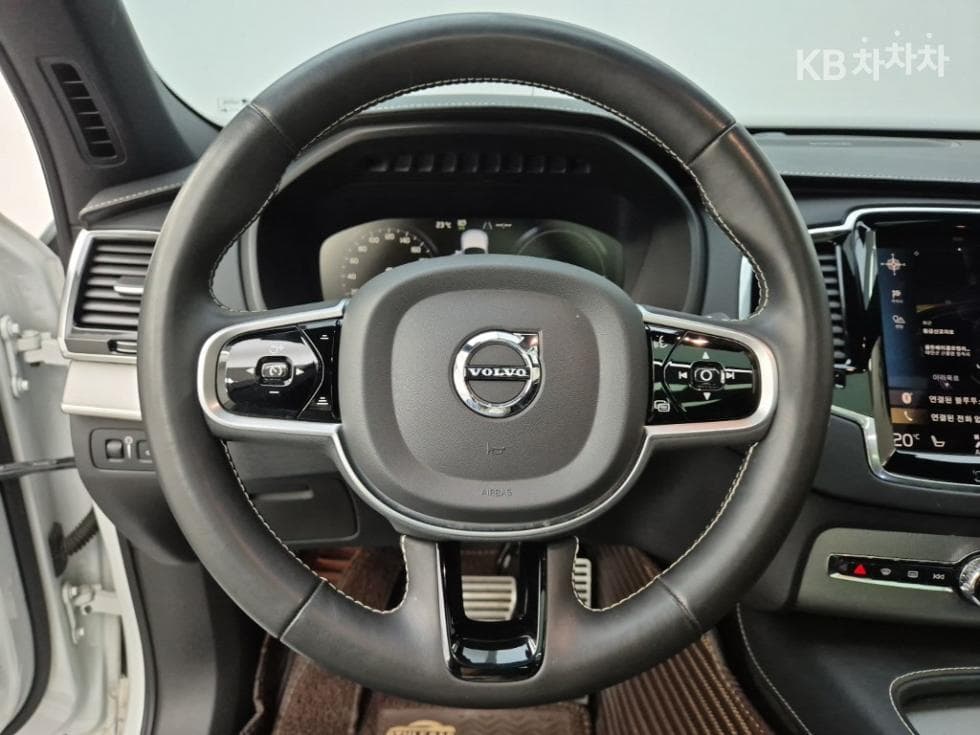 Volvo All New XC90PHEV T8 Standard - 9