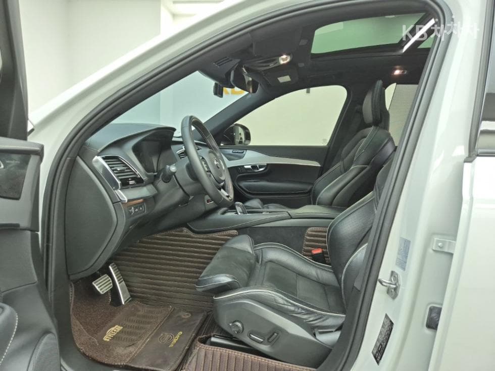 Volvo All New XC90PHEV T8 Standard - 11