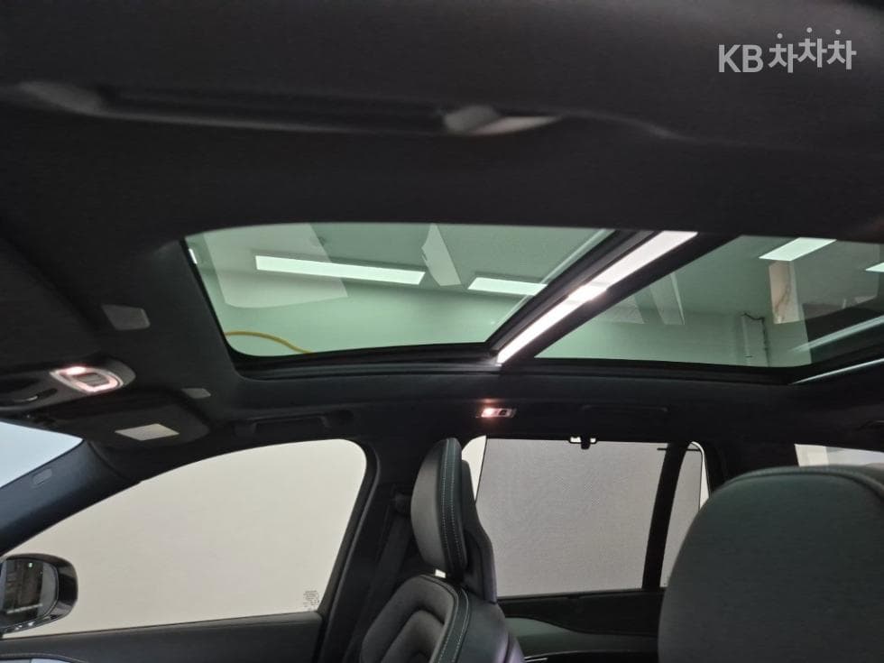 Volvo All New XC90PHEV T8 Standard - 13