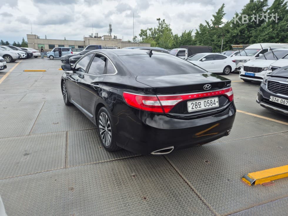 Хюндай Grandeur (Azera)HGHG300 Premium - 4