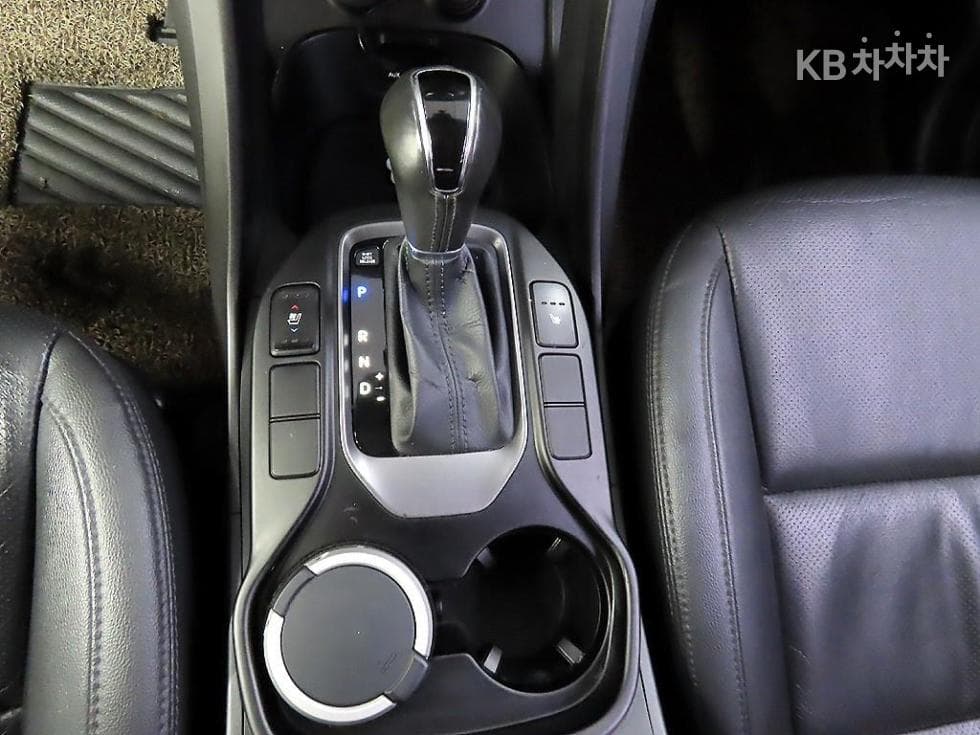 Hyundai Santa Fe DMHyundai R-engine 2.0 diesel 2WD PREMIUM Standard - 10