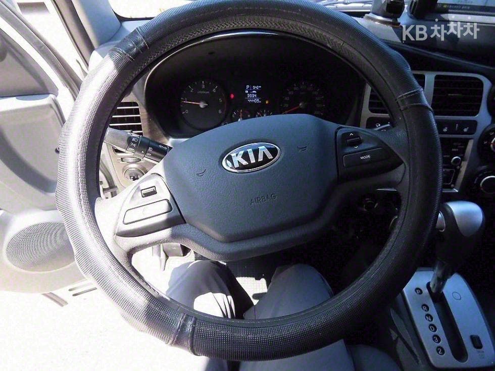 Kia The New (facelift) Bongo 3 (light truck)워크스루Van 1 Ton King Cab Extra Long L - 8