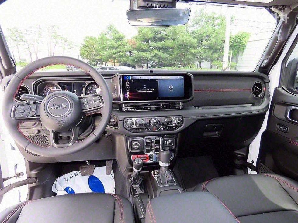 지프 랭글러 (JL)2.0 루비콘 4도어 Стандартен - 7