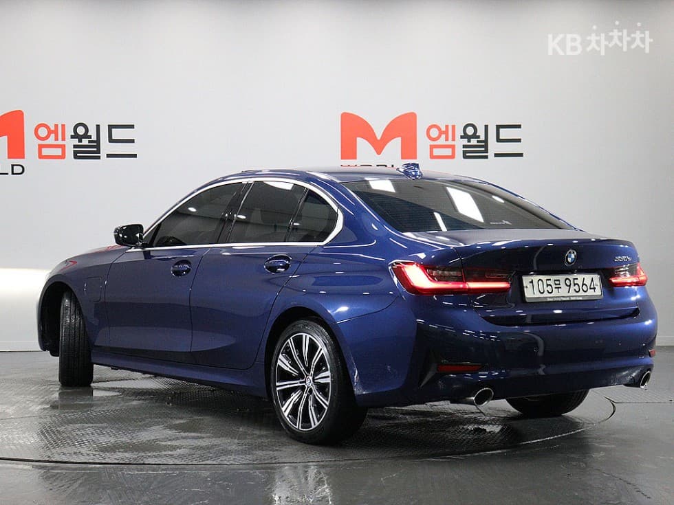 BMW 3 Серия (G20)330e Стандартен - 4