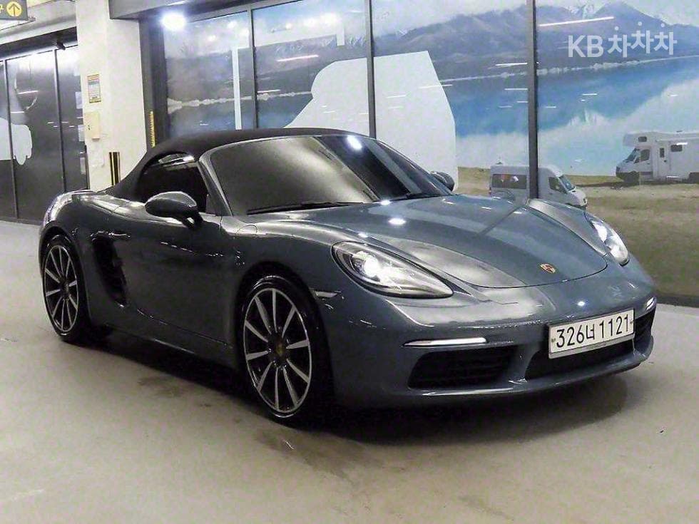 Porsche 718 박스터 2.5 S - Image 1