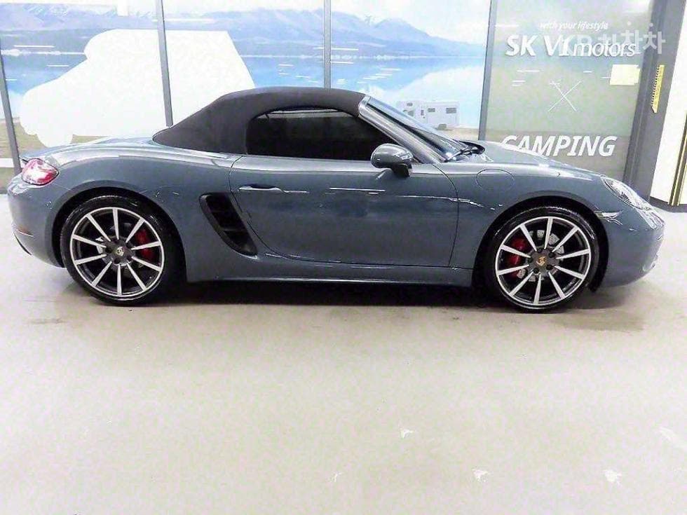 Porsche 718 박스터2.5 S - 3