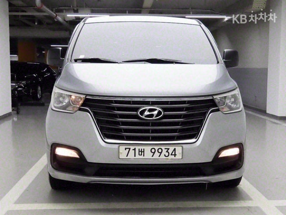 Hyundai The New (facelift) 그랜드 Star렉스 웨건 12-seater Smart - Image 1