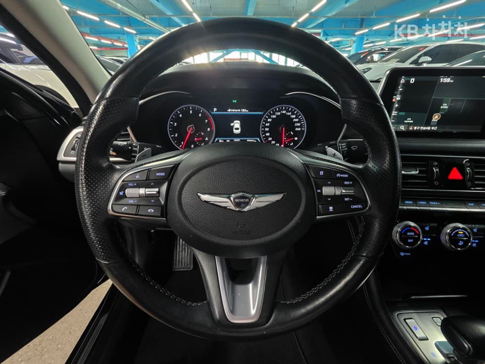 Genesis G702.0T AWD Supreme - 9