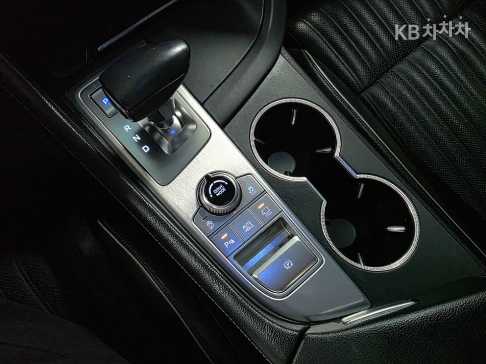 Genesis G702.0T AWD Supreme - 8