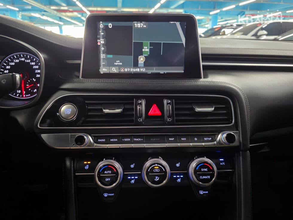 Genesis G702.0T AWD Supreme - 13