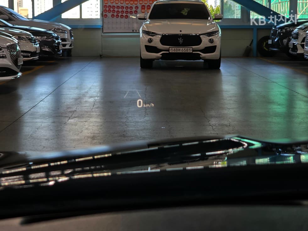 Genesis G702.0T AWD Supreme - 15