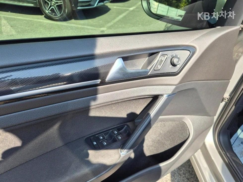 Volkswagen Голф2.0 Турбо Дизел Инжекция MK7 - 7