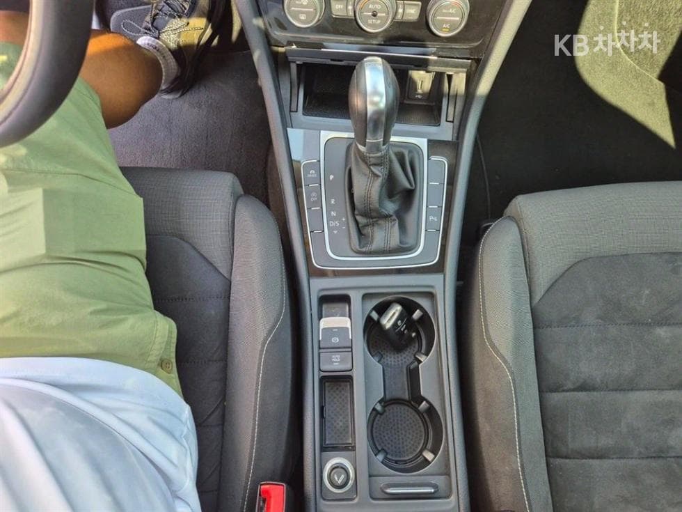 Volkswagen Голф2.0 Турбо Дизел Инжекция MK7 - 11