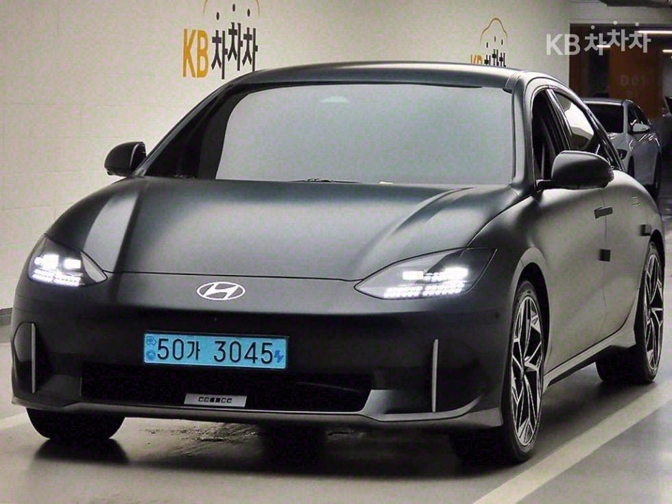 Hyundai IONIQ 6(CE)Long Range AWD Prestige - 2