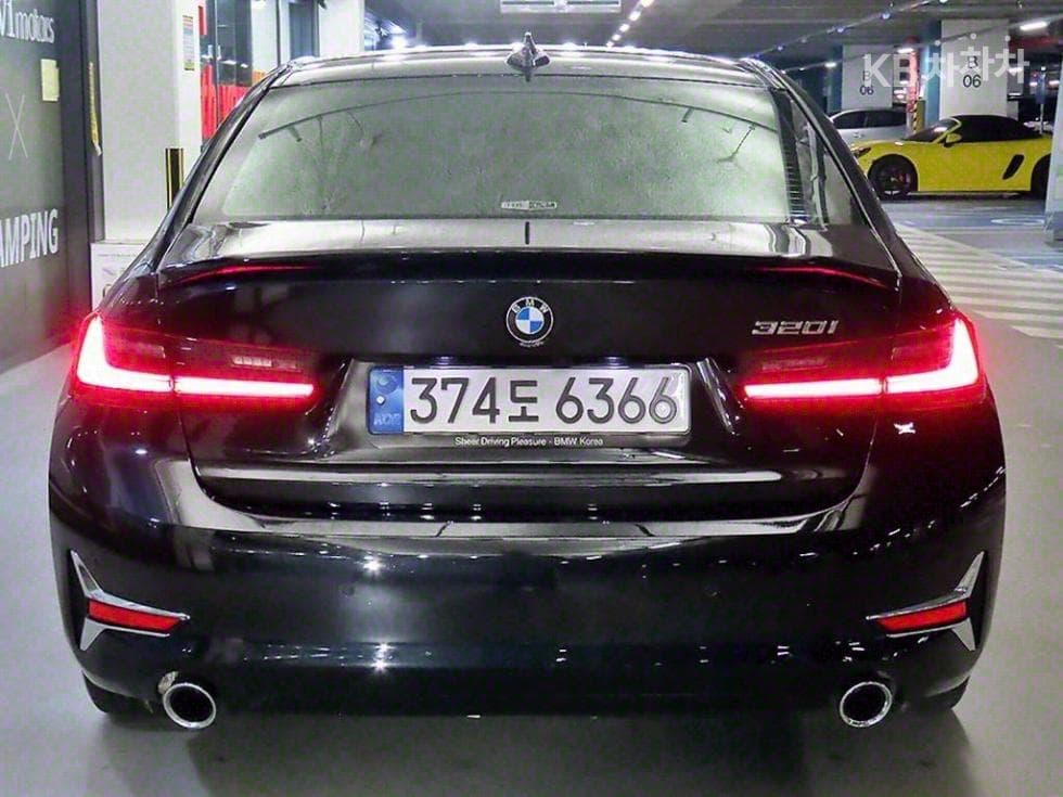 BMW 3 Series (G20)320i M Sport - 5
