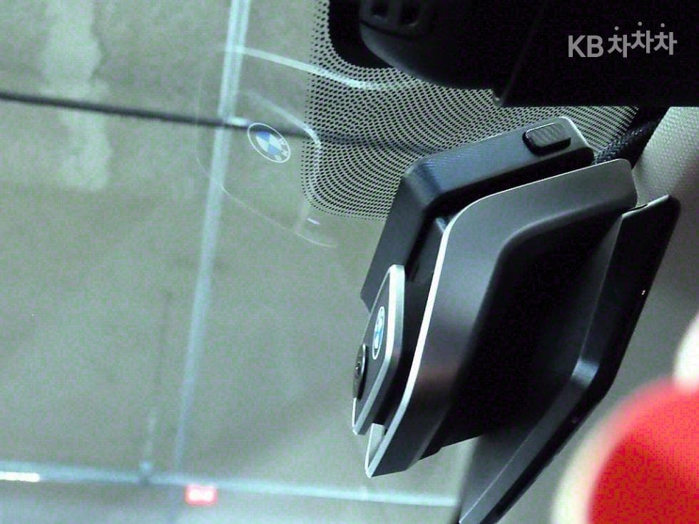BMW 3 Series (G20)320i M Sport - 13