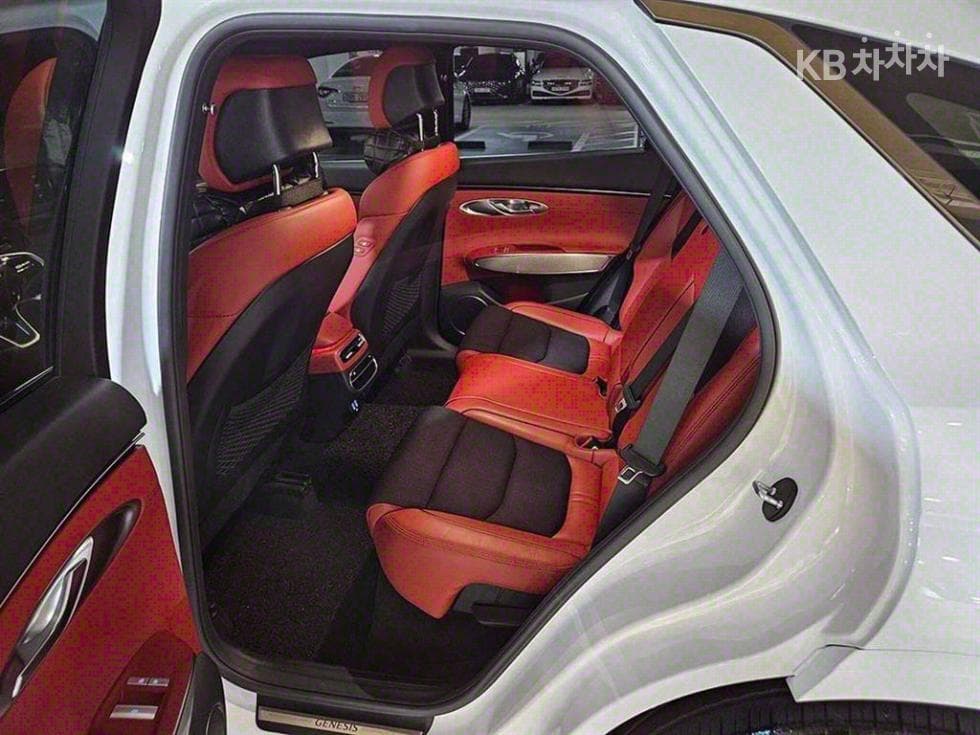 Genesis GV70Gasoline 2.5T AWD - 7