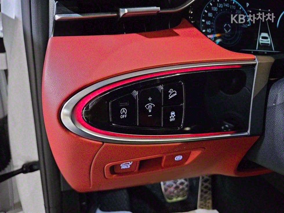 Genesis GV70Gasoline 2.5T AWD - 12