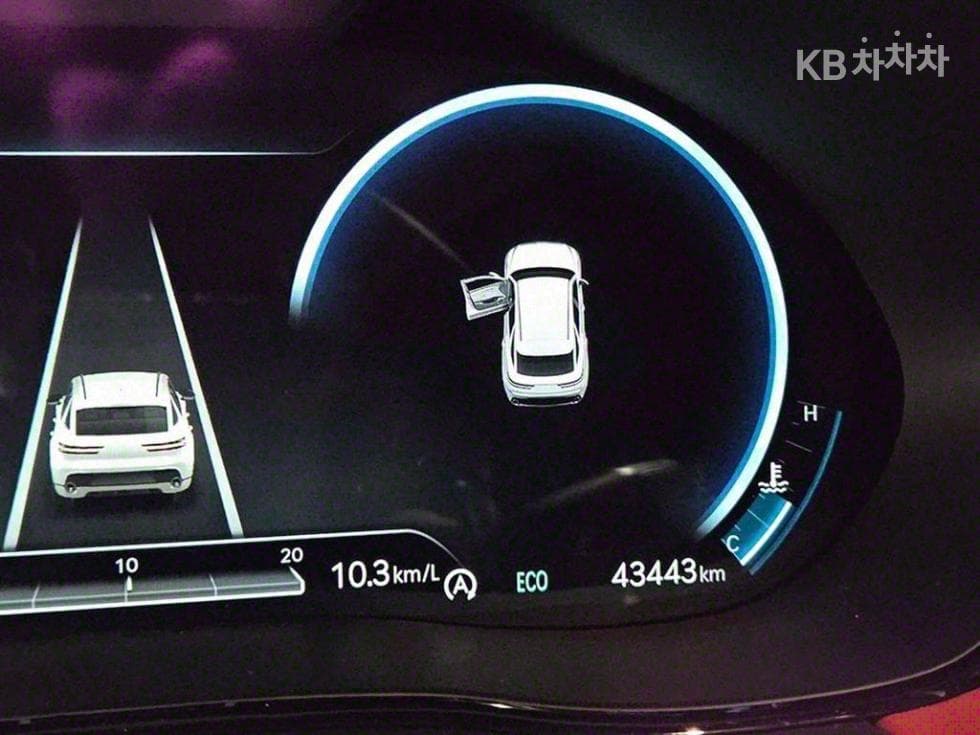 Genesis GV70Gasoline 2.5T AWD - 13