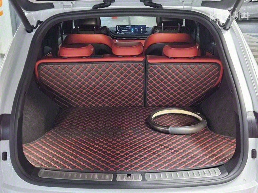 Genesis GV70Gasoline 2.5T AWD - 18