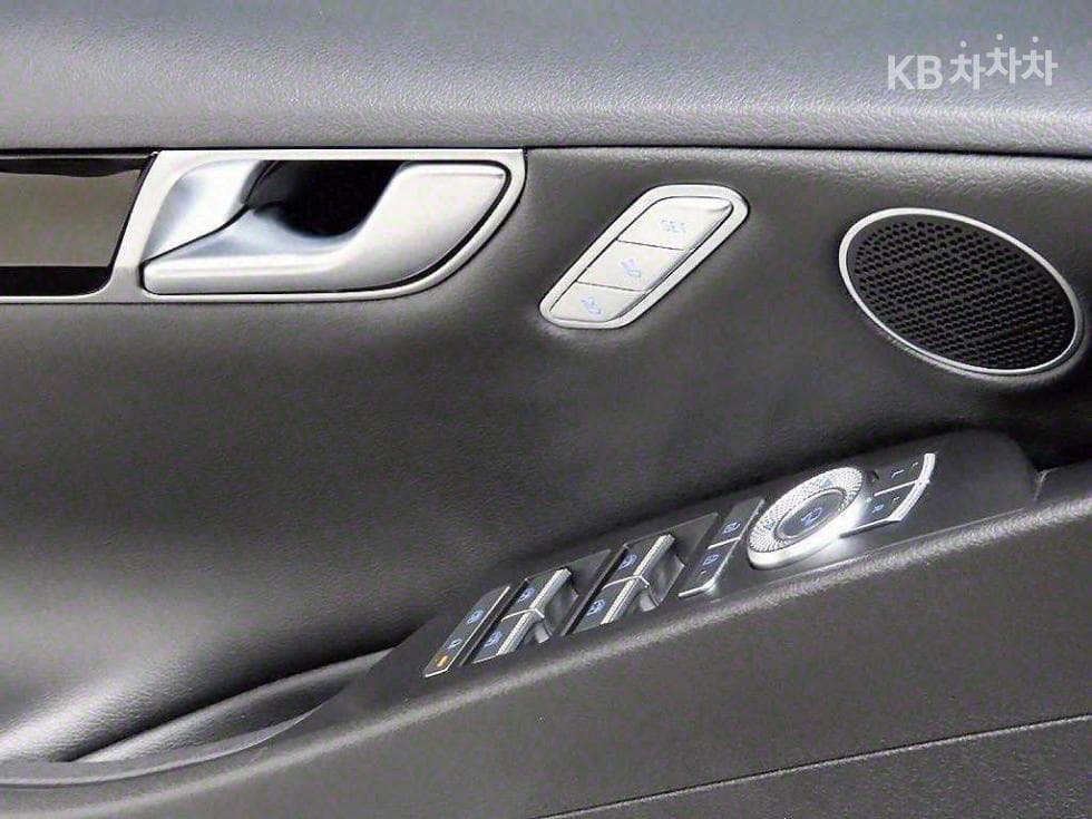 Genesis G80(RG3)2.5 Turbo Gasoline Direct Injection AWD - 11