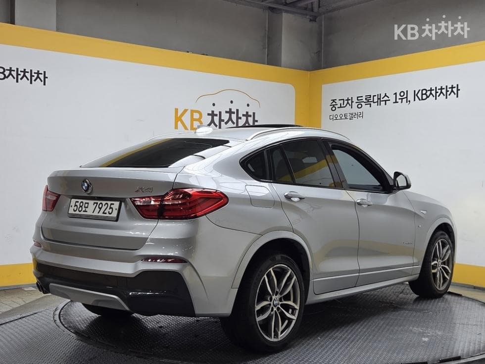 BMW X4 (F26)30d xDrive M Спортен Пакет - 4