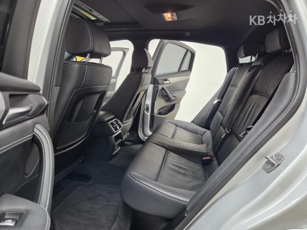 BMW X4 (F26)30d xDrive M Спортен Пакет - 16