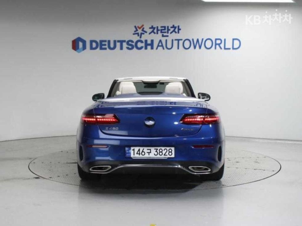 Mercedes-Benz E-Клас (W213)E450 4MATIC Carbriolet Стандартен - 4