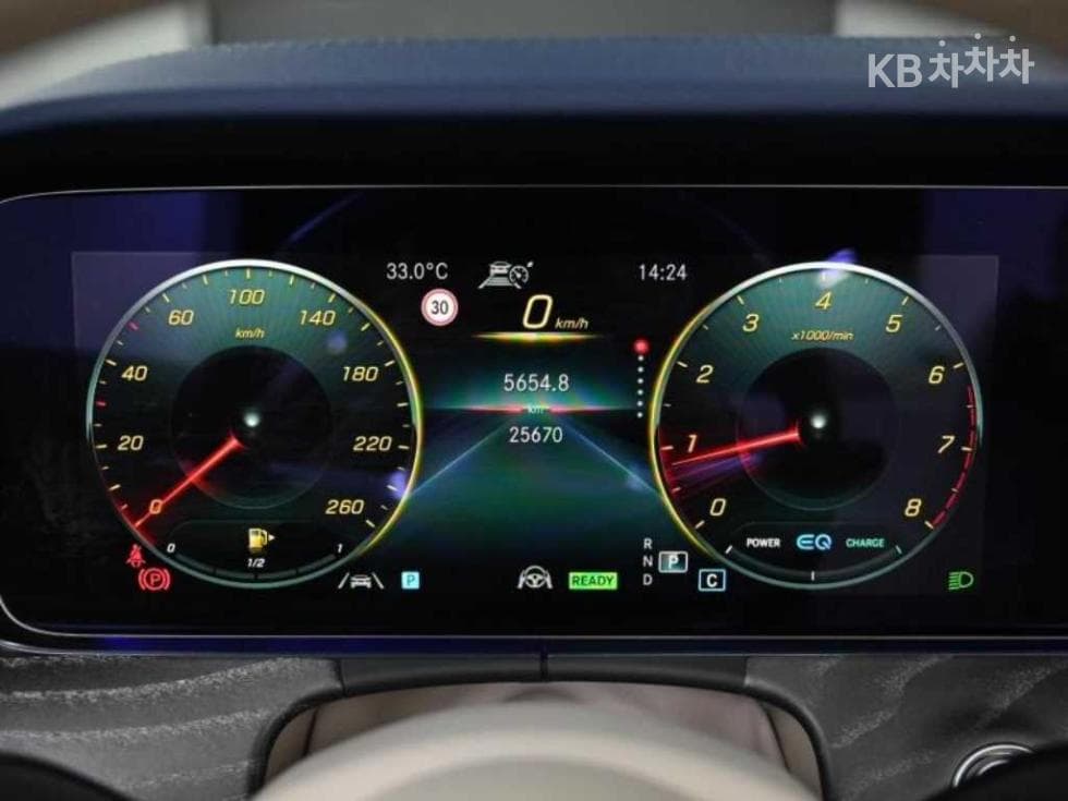 Mercedes-Benz E-Клас (W213)E450 4MATIC Carbriolet Стандартен - 8