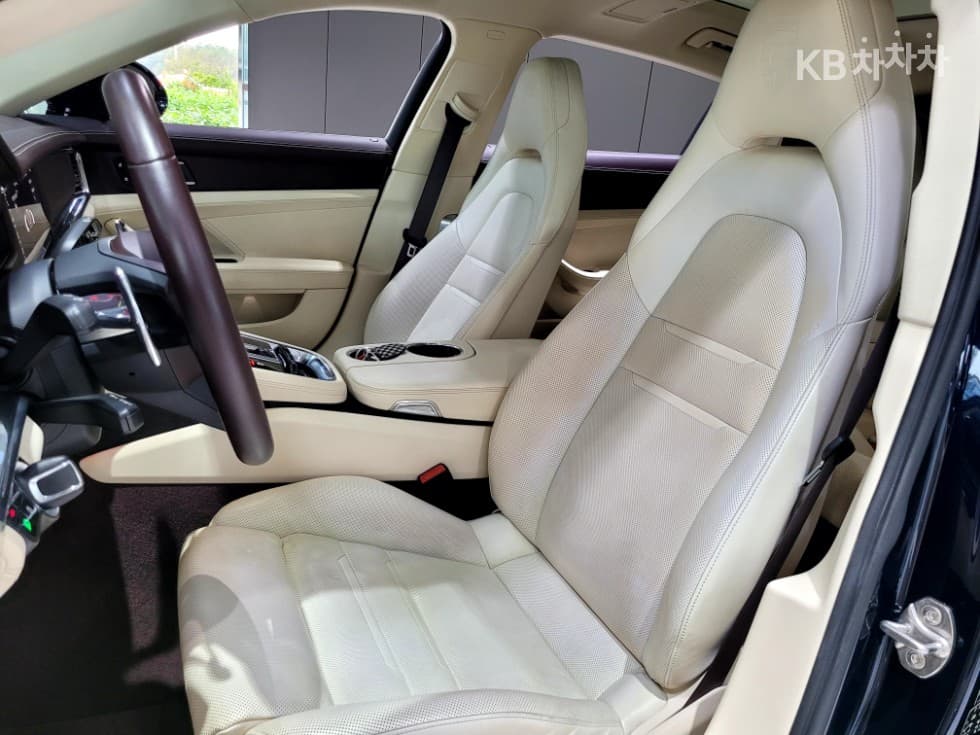 Porsche 파나메라 (971)2.9 4 Executive - 22