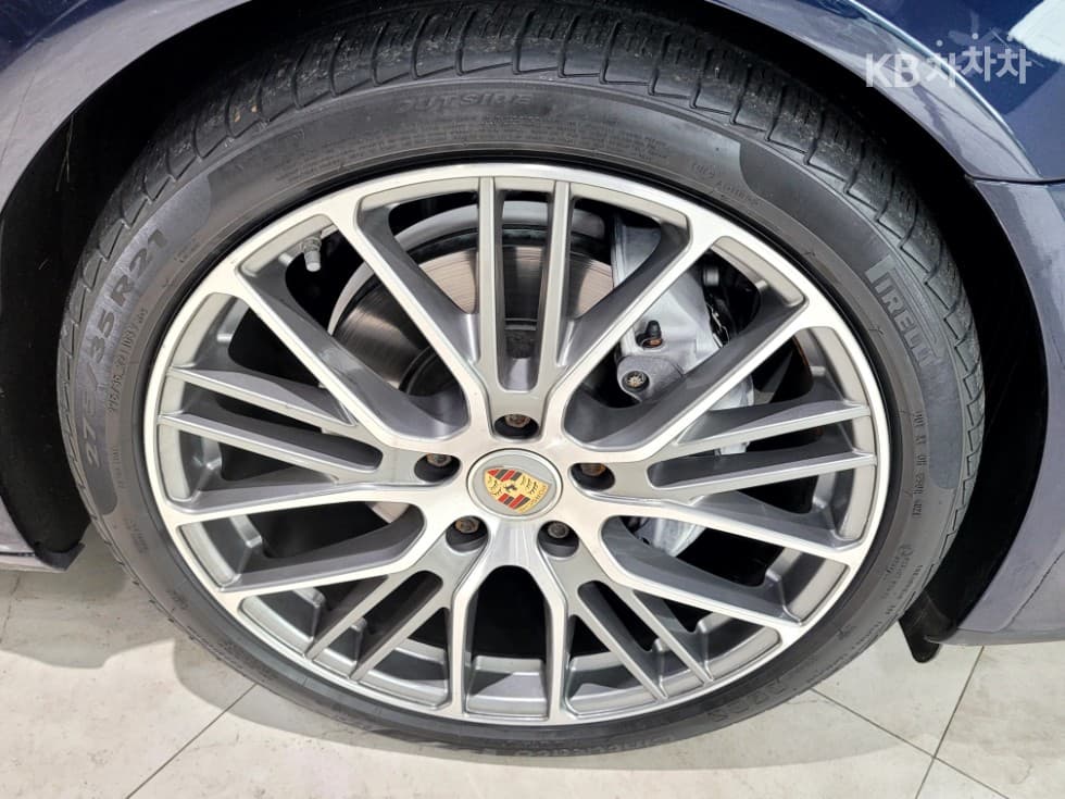 Porsche 파나메라 (971)2.9 4 Executive - 32