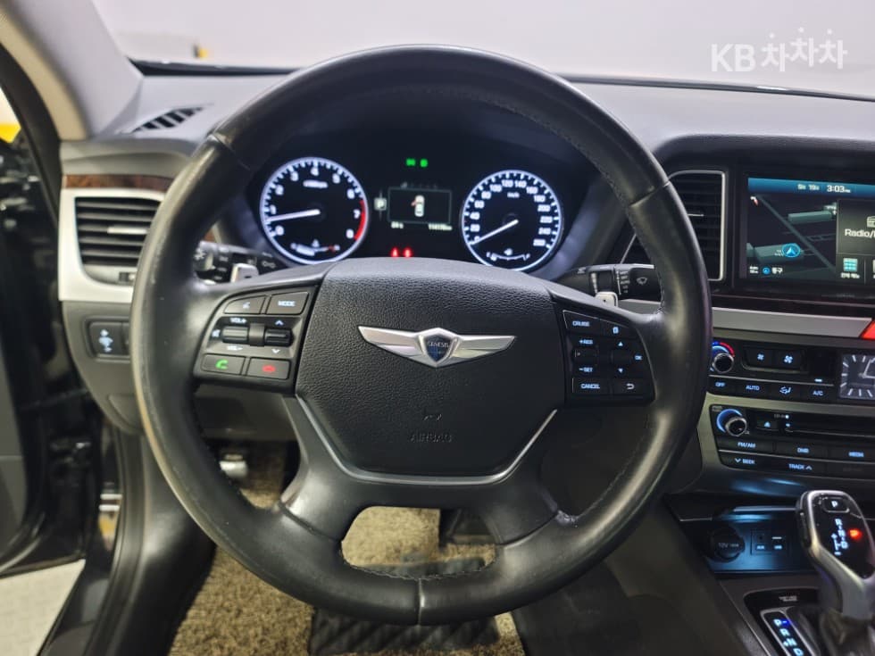 Хюндай ДженезисDHG330 Modern AWD Стандартен - 9